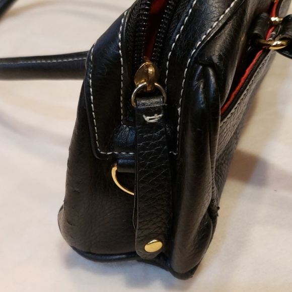 Isaac Mizrahi Black Handbag - Picture 5 of 8